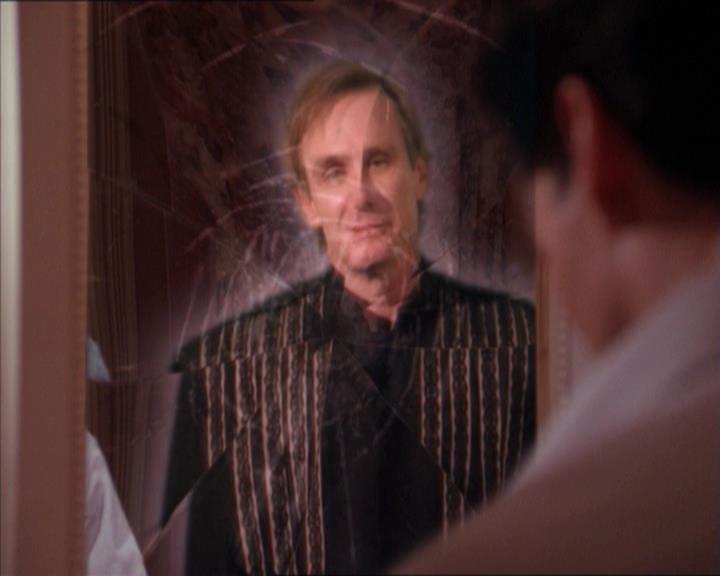Charmed-Online-dot-215GiveMeASign1770.jpg