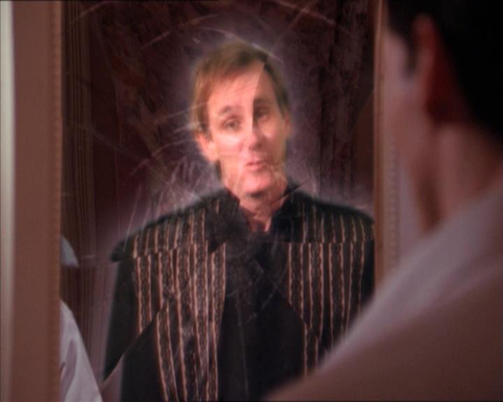 Charmed-Online-dot-215GiveMeASign1773.jpg