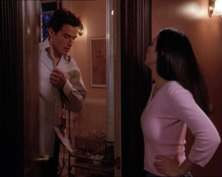 Charmed-Online-dot-215GiveMeASign1804.jpg