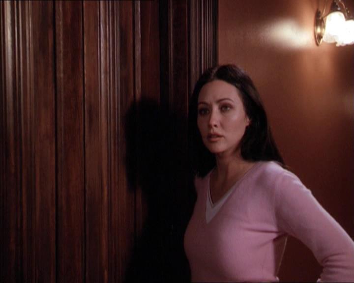 Charmed-Online-dot-215GiveMeASign1815.jpg