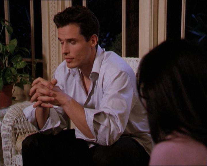 Charmed-Online-dot-215GiveMeASign1899.jpg