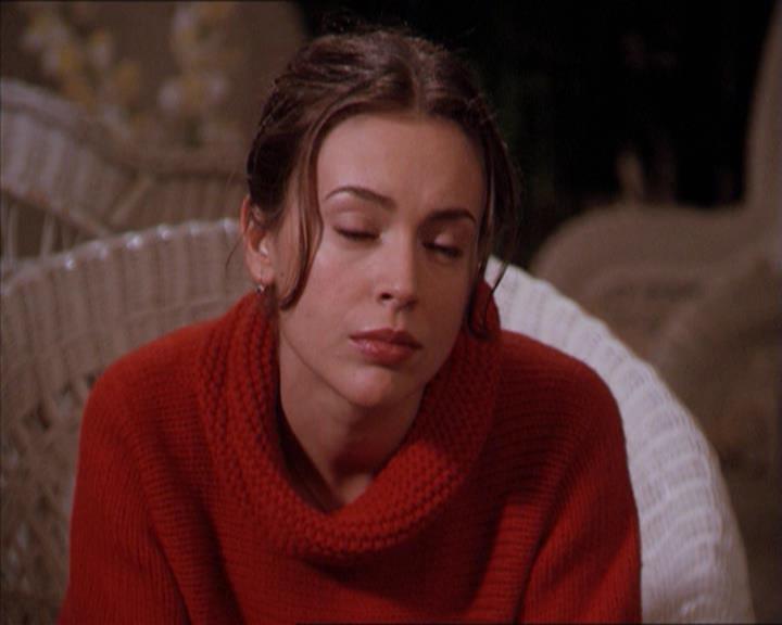 Charmed-Online-dot-215GiveMeASign1904.jpg