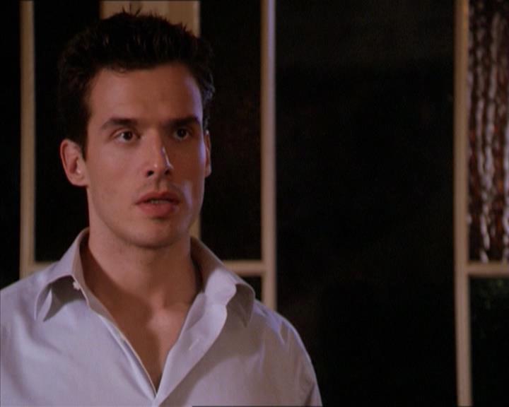 Charmed-Online-dot-215GiveMeASign1960.jpg
