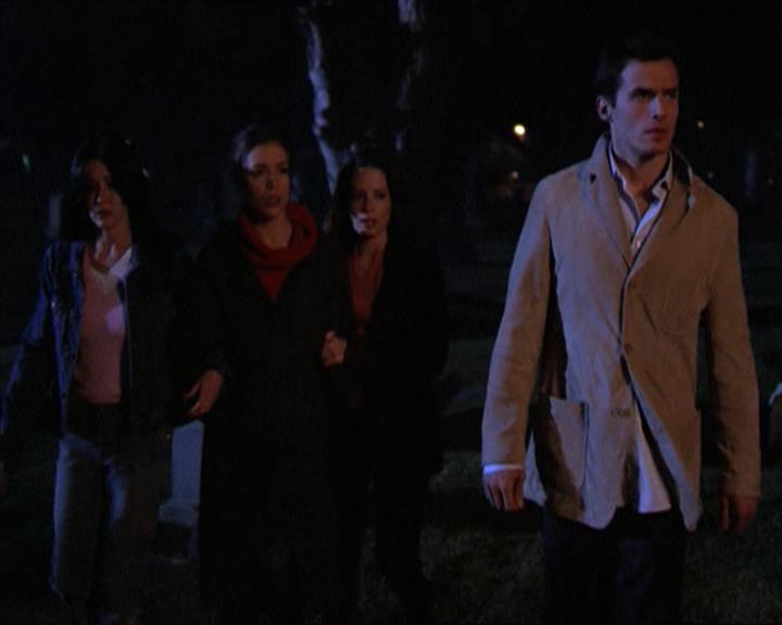 Charmed-Online-dot-215GiveMeASign1972.jpg