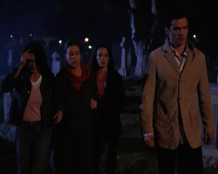 Charmed-Online-dot-215GiveMeASign1974.jpg