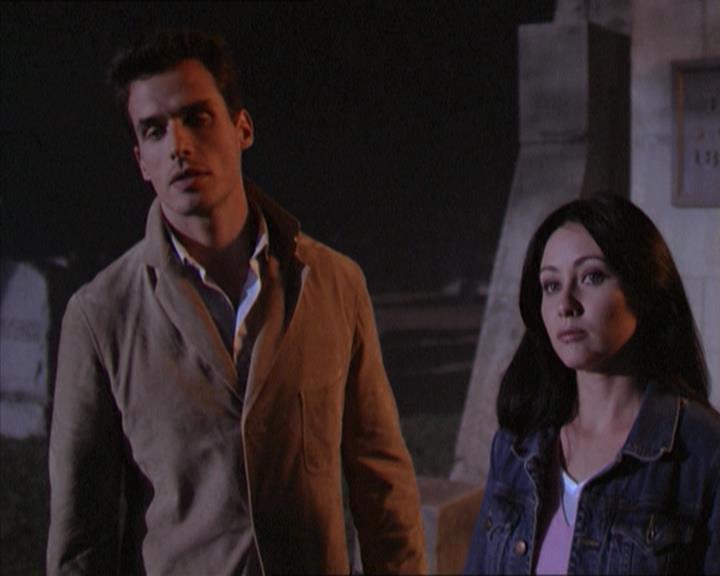 Charmed-Online-dot-215GiveMeASign1986.jpg