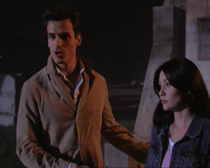 Charmed-Online-dot-215GiveMeASign1991.jpg