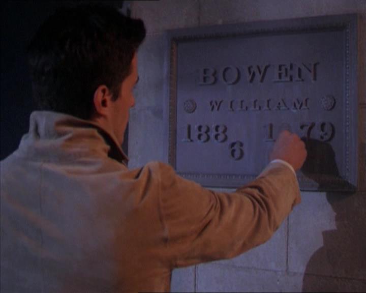 Charmed-Online-dot-215GiveMeASign2014.jpg