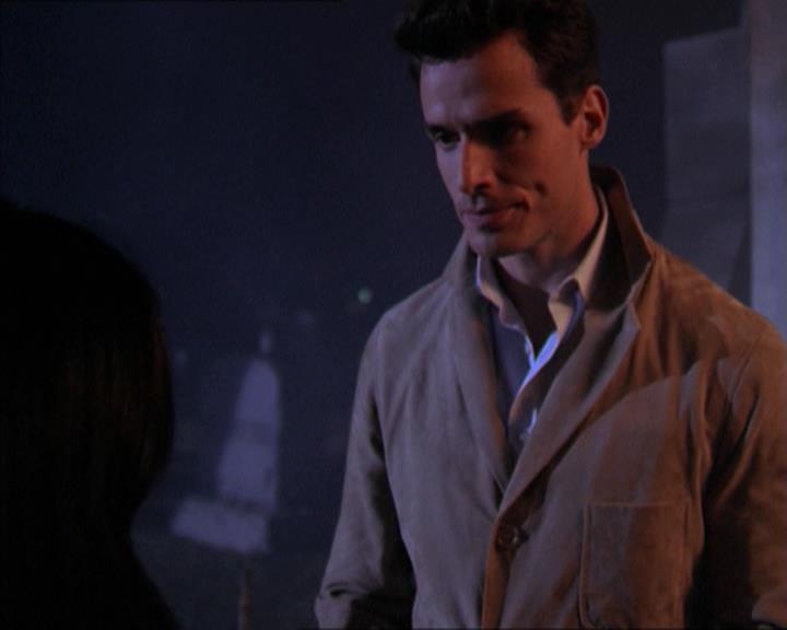 Charmed-Online-dot-215GiveMeASign2025.jpg