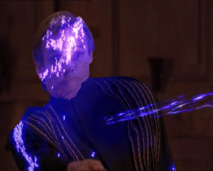 Charmed-Online-dot-215GiveMeASign2153.jpg