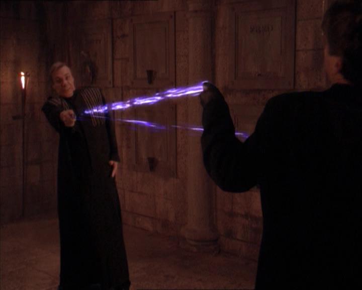 Charmed-Online-dot-215GiveMeASign2156.jpg