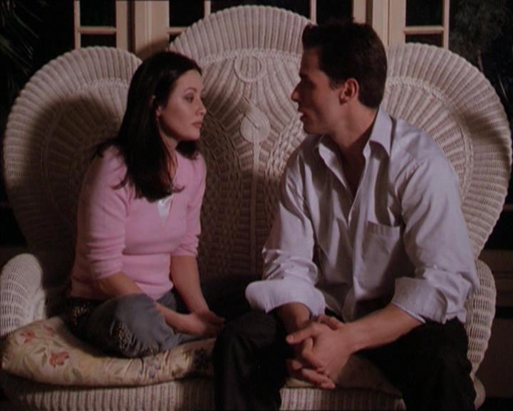Charmed-Online-dot-215GiveMeASign2222.jpg