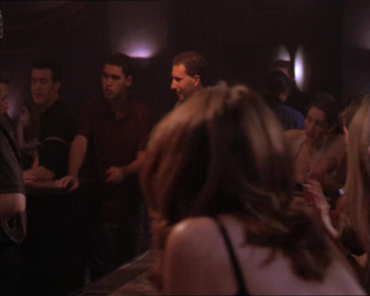 Charmed-Online-dot-215GiveMeASign2281.jpg