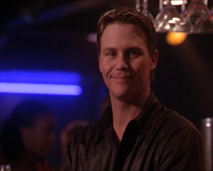 Charmed-Online-dot-215GiveMeASign2348.jpg