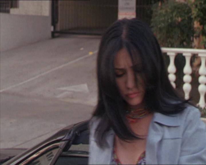 Charmed-Online-dot-216MurphysLuck0170.jpg