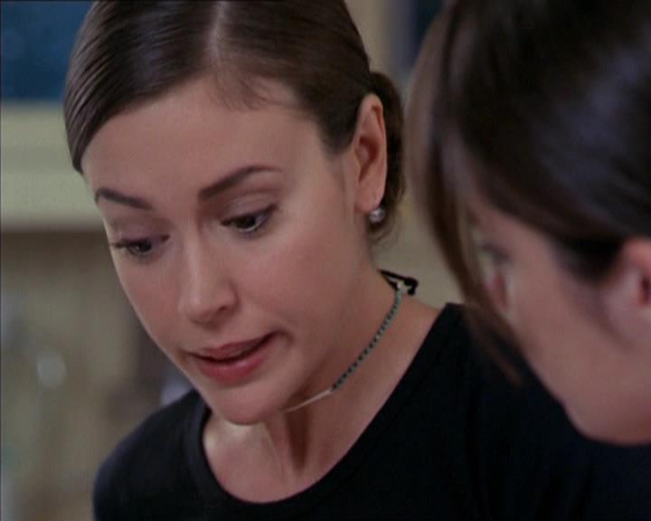 Charmed-Online-dot-216MurphysLuck0385.jpg