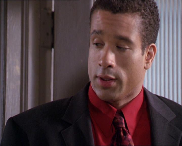 Charmed-Online-dot-216MurphysLuck0403.jpg