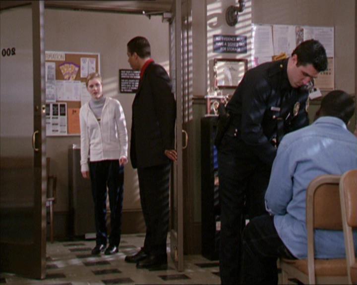 Charmed-Online-dot-216MurphysLuck0411.jpg