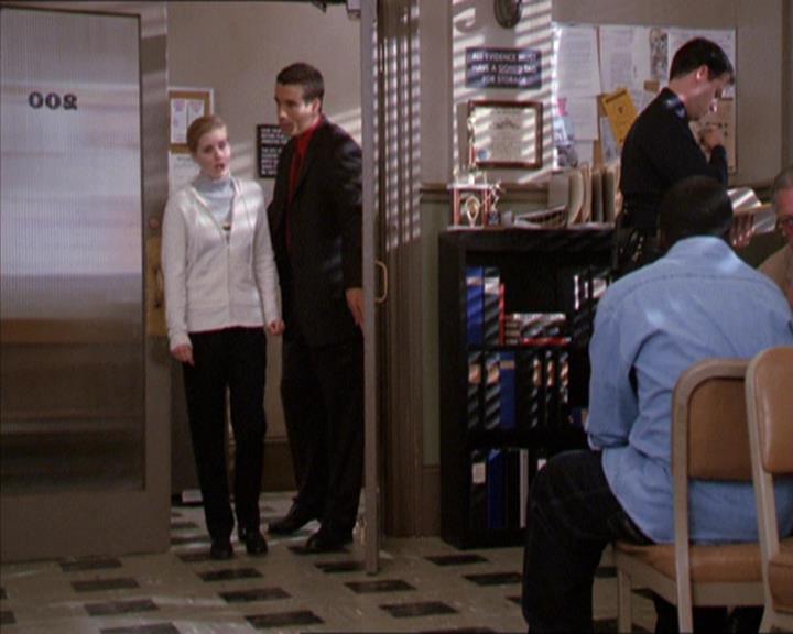 Charmed-Online-dot-216MurphysLuck0430.jpg