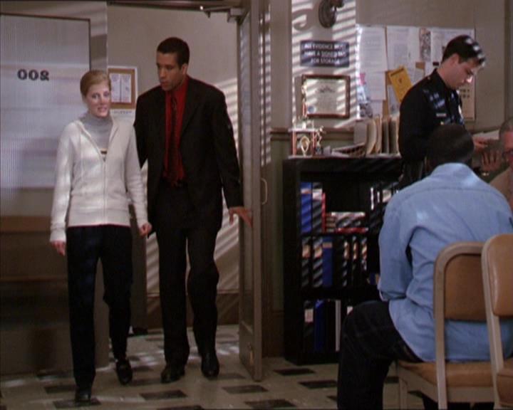 Charmed-Online-dot-216MurphysLuck0431.jpg