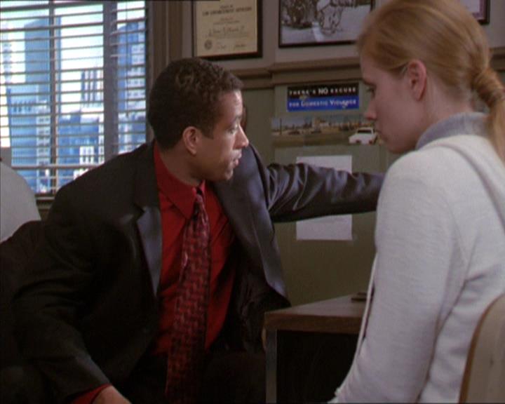 Charmed-Online-dot-216MurphysLuck0444.jpg