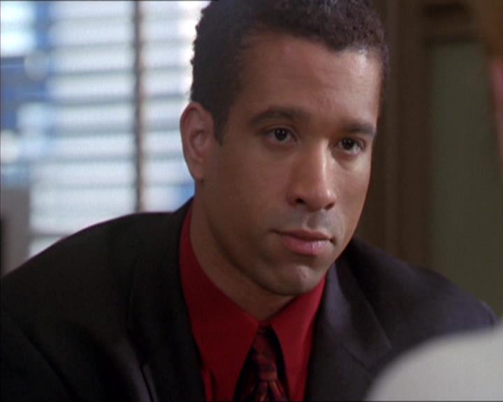 Charmed-Online-dot-216MurphysLuck0451.jpg