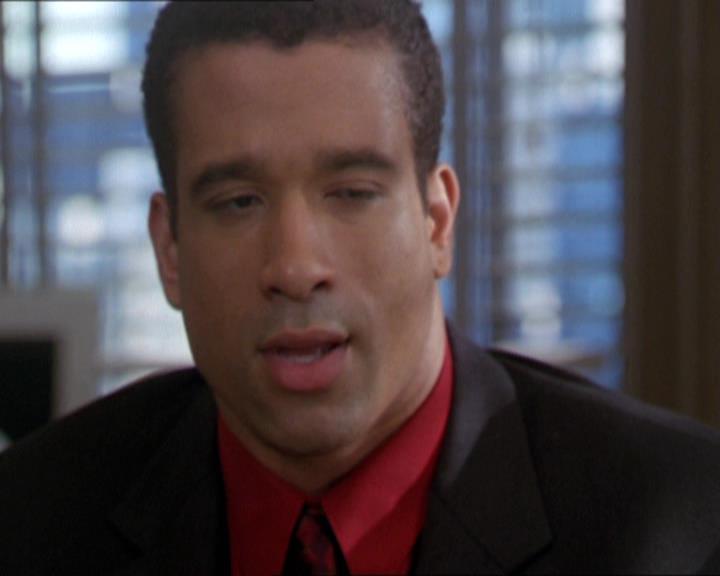 Charmed-Online-dot-216MurphysLuck0482.jpg