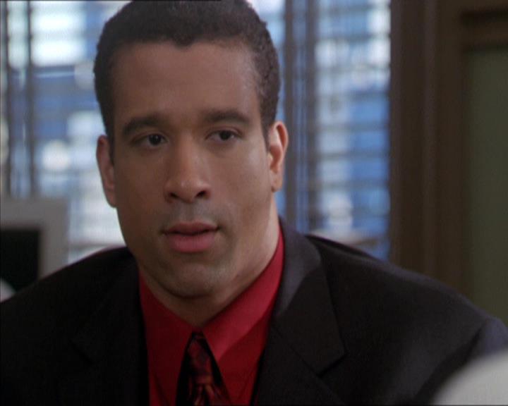 Charmed-Online-dot-216MurphysLuck0484.jpg