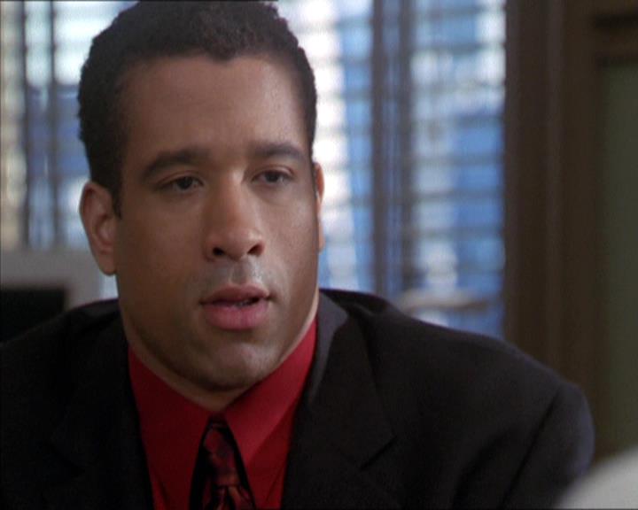 Charmed-Online-dot-216MurphysLuck0487.jpg