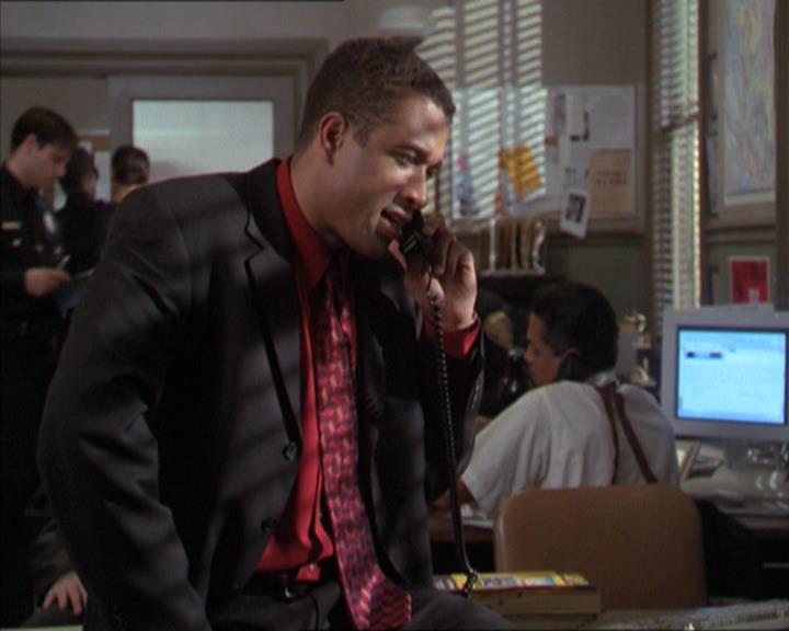 Charmed-Online-dot-216MurphysLuck0538.jpg