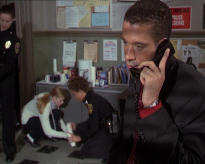 Charmed-Online-dot-216MurphysLuck0575.jpg