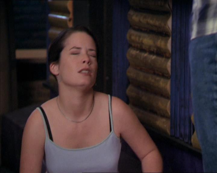 Charmed-Online-dot-216MurphysLuck0646.jpg
