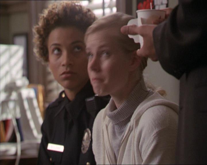 Charmed-Online-dot-216MurphysLuck0727.jpg