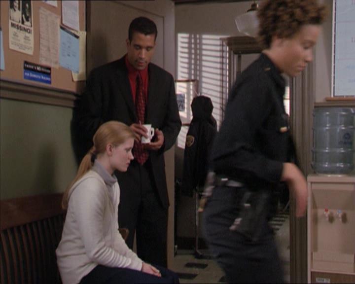 Charmed-Online-dot-216MurphysLuck0733.jpg