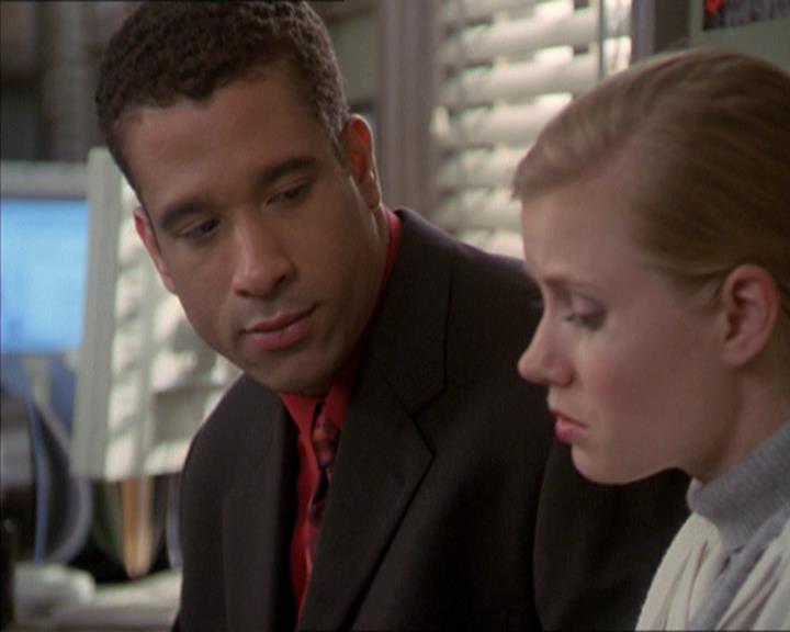 Charmed-Online-dot-216MurphysLuck0739.jpg