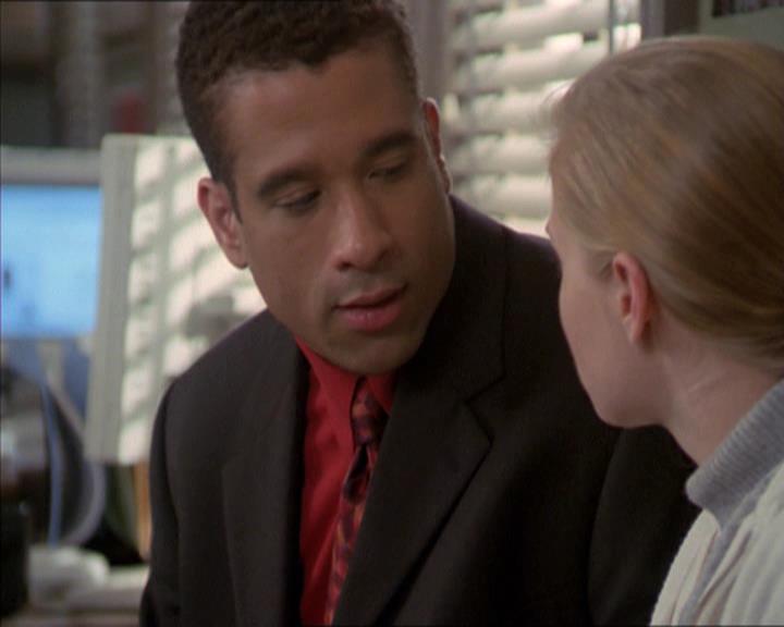 Charmed-Online-dot-216MurphysLuck0744.jpg