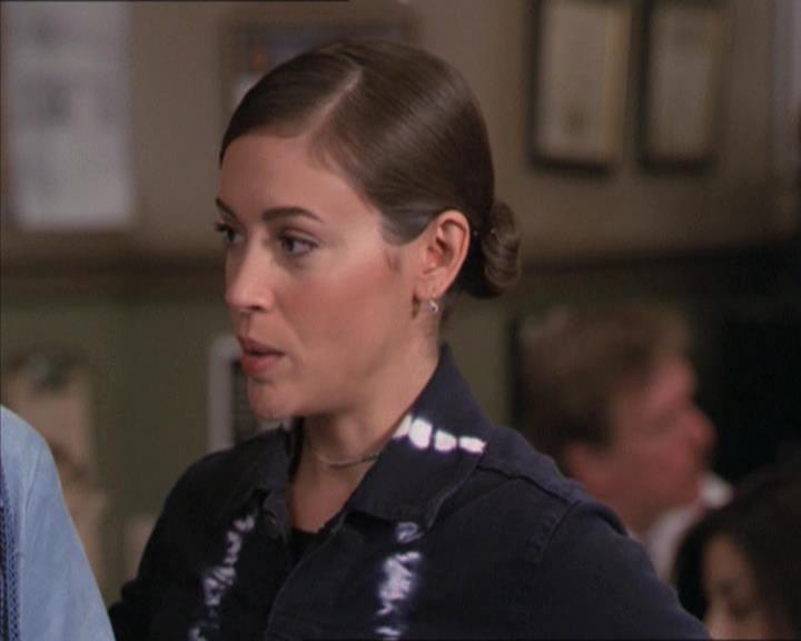 Charmed-Online-dot-216MurphysLuck0789.jpg