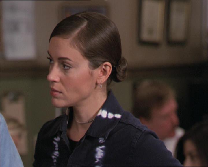 Charmed-Online-dot-216MurphysLuck0796.jpg
