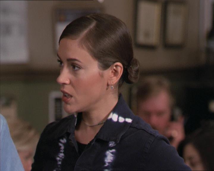 Charmed-Online-dot-216MurphysLuck0813.jpg