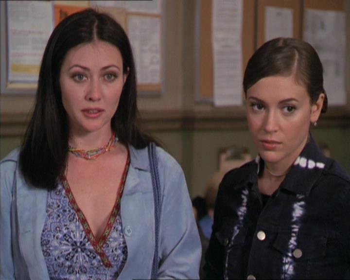 Charmed-Online-dot-216MurphysLuck0822.jpg