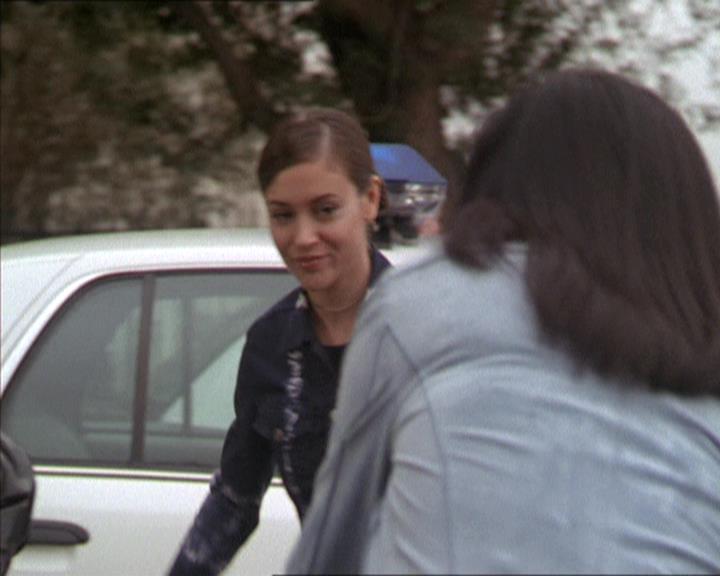 Charmed-Online-dot-216MurphysLuck0885.jpg