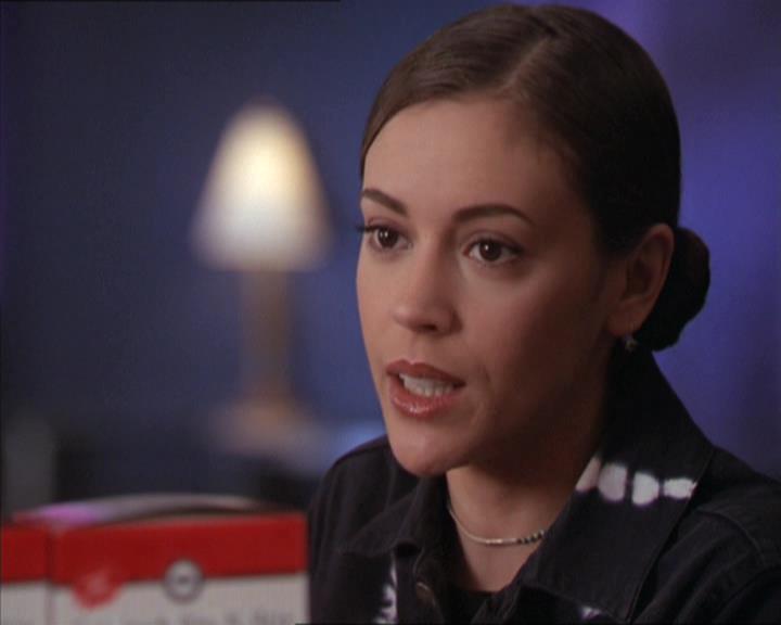 Charmed-Online-dot-216MurphysLuck0968.jpg