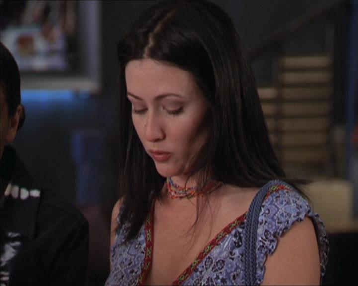 Charmed-Online-dot-216MurphysLuck0981.jpg