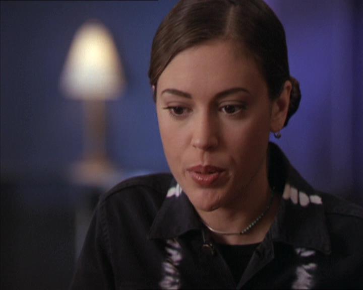 Charmed-Online-dot-216MurphysLuck1004.jpg