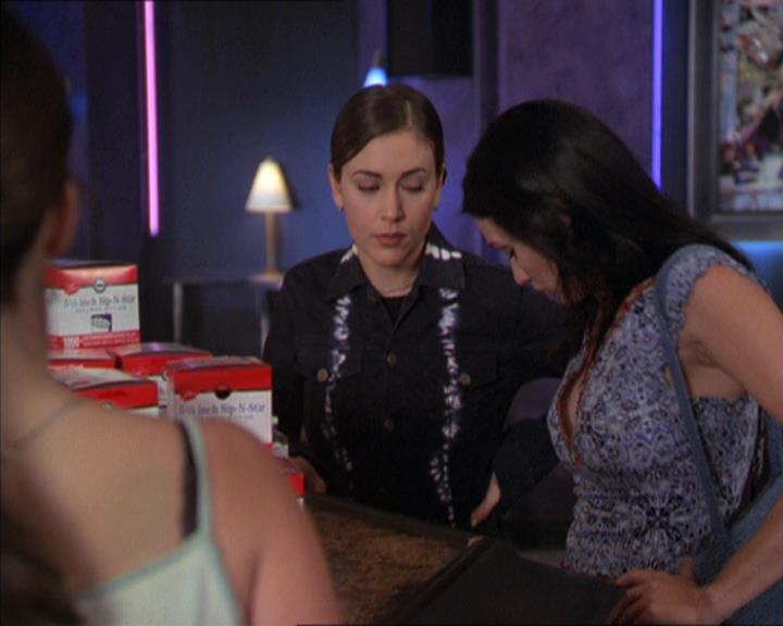 Charmed-Online-dot-216MurphysLuck1007.jpg