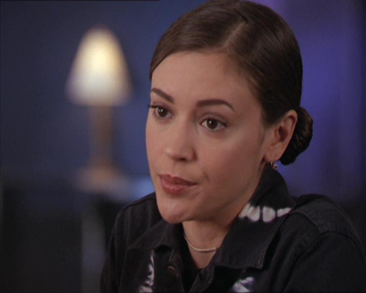 Charmed-Online-dot-216MurphysLuck1026.jpg