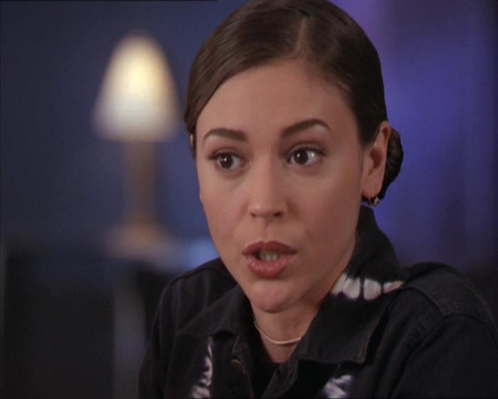Charmed-Online-dot-216MurphysLuck1028.jpg