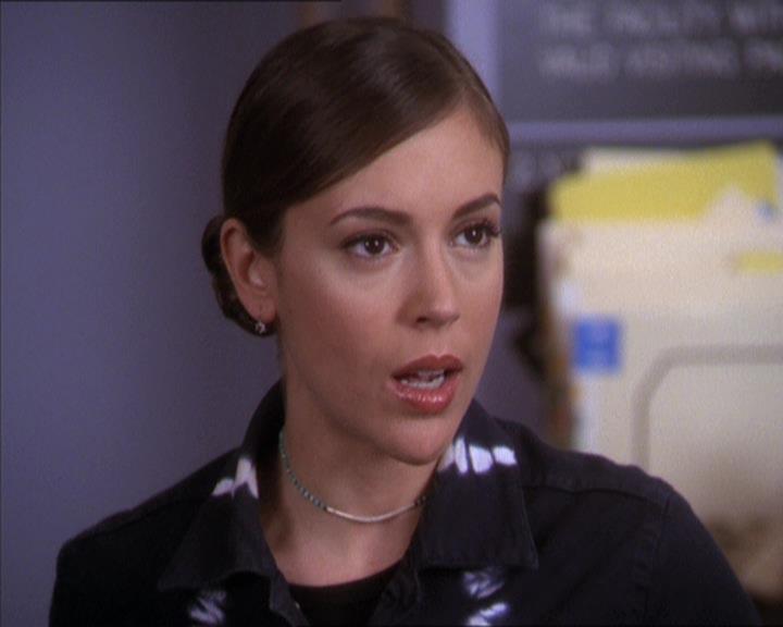 Charmed-Online-dot-216MurphysLuck1131.jpg