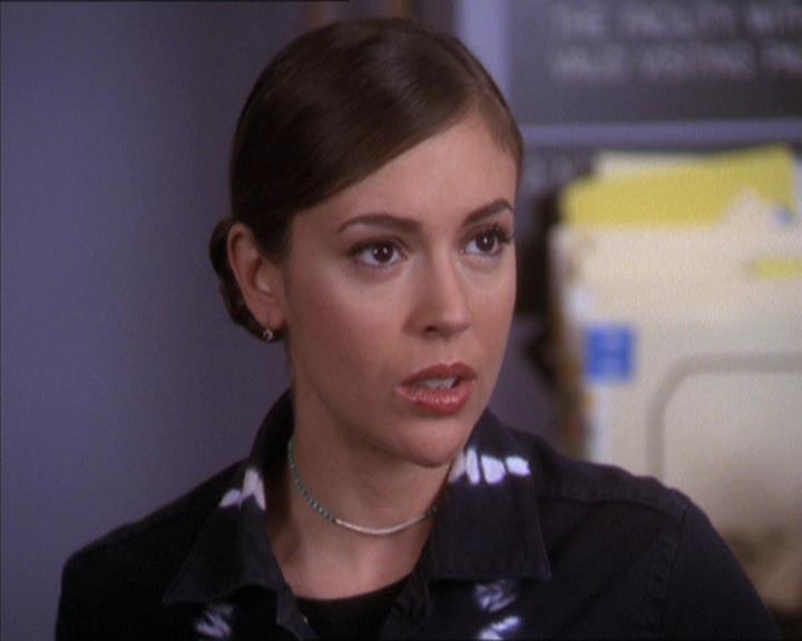 Charmed-Online-dot-216MurphysLuck1132.jpg