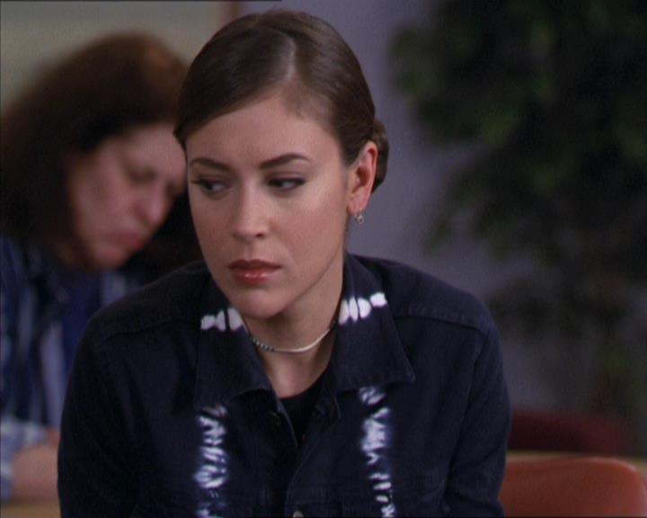 Charmed-Online-dot-216MurphysLuck1303.jpg